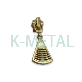 Powder metallurgy stainless steel luggage hanging decorations